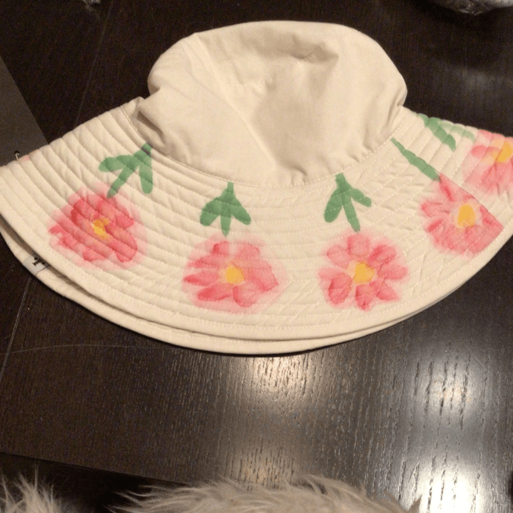 NEW! Rare Romoualda floral bucket hat